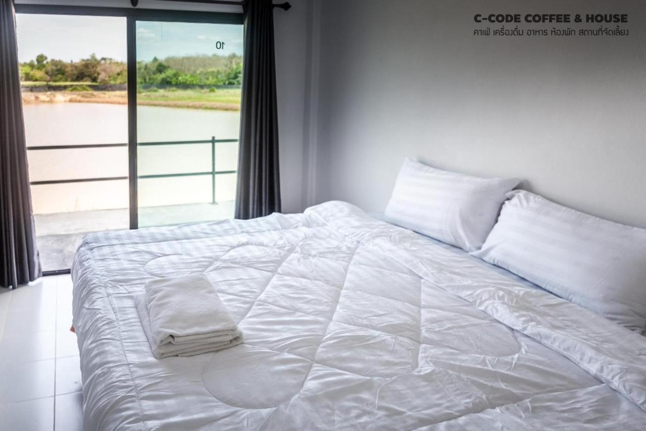 C-Code Resort Lom Sak Buitenkant foto